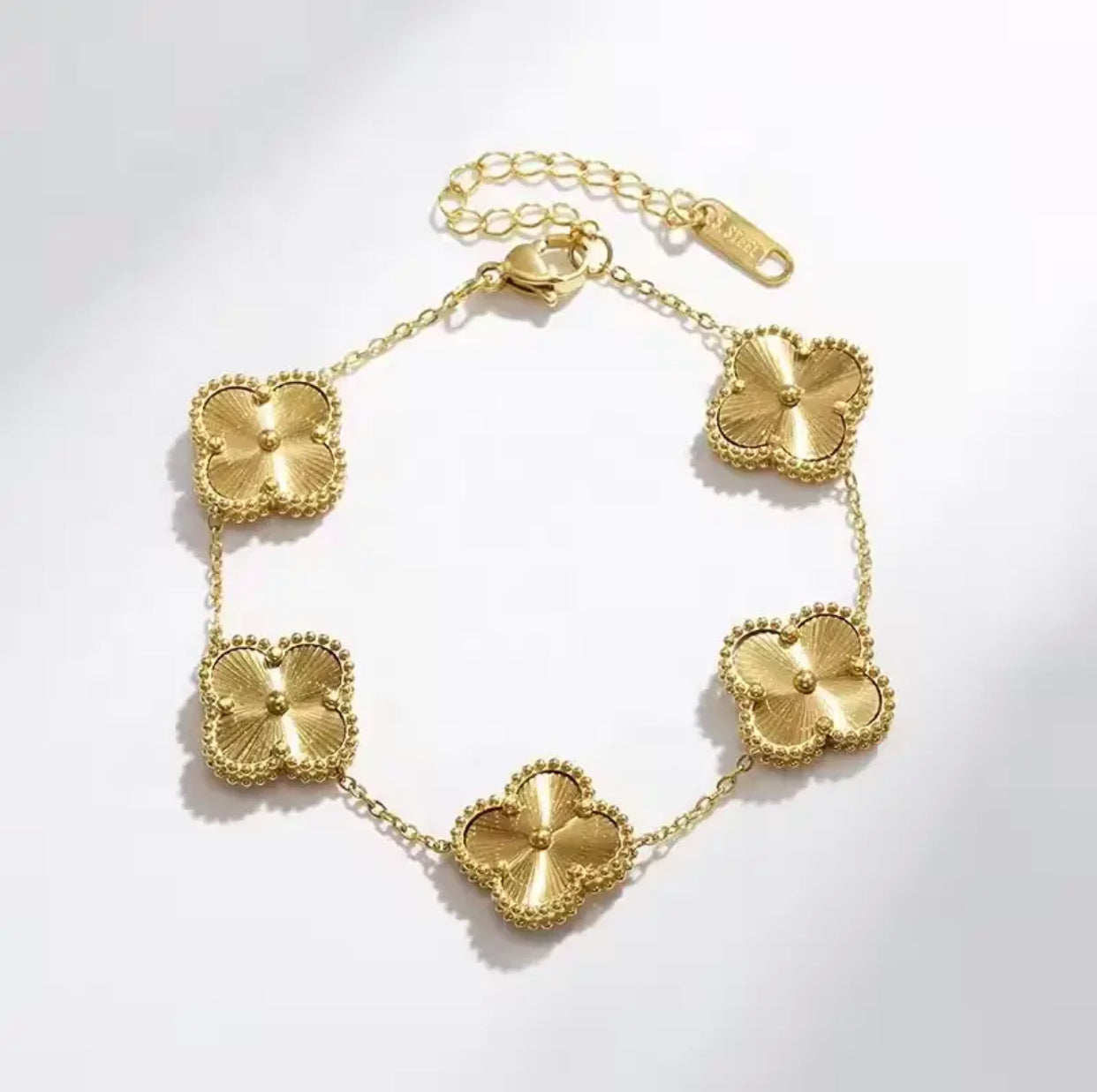 Van "Clee" Clover Bracelets